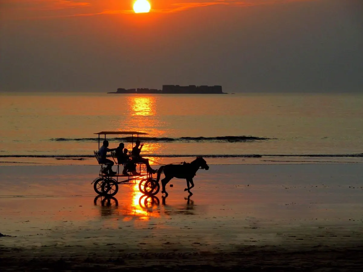 Alibaug Beach | Solapur Car Rental Service Alibaug Beach – trip by Solapur Car Rental Service