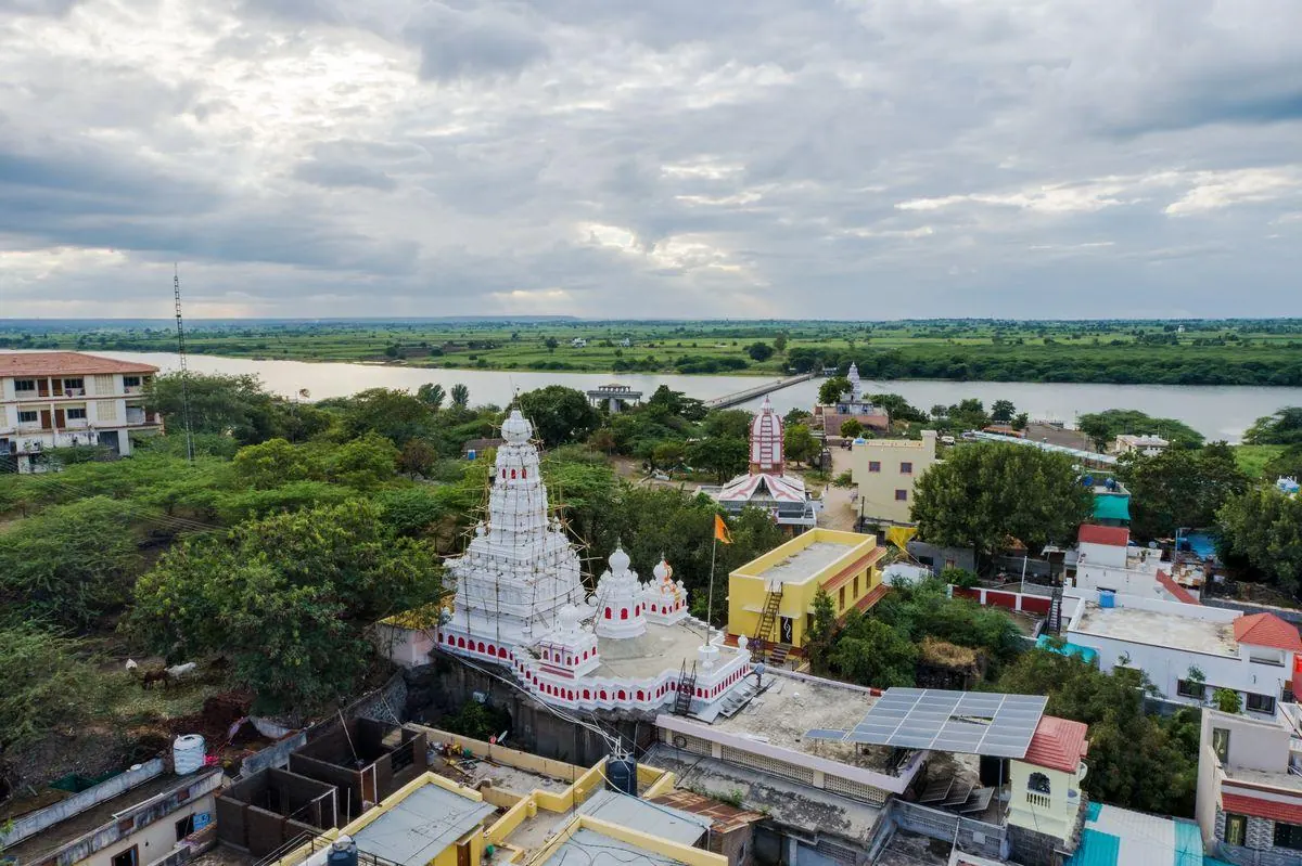 Siddhatek Siddhivinayak | Solapur Car Rental Service Siddhatek Siddhivinayak – trip by Solapur Car Rental Service