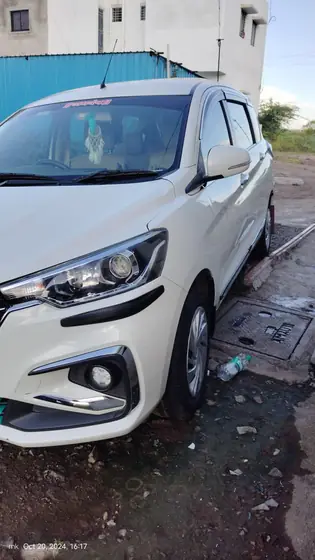 Ertiga front closeup Solapur cab | Solapur Car Rental Service Ertiga front closeup Solapur cab – Shourya Tours & Travels